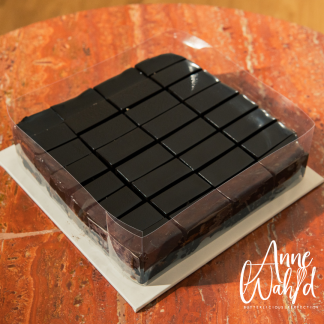 Kek Batik Ganache Golden Signature